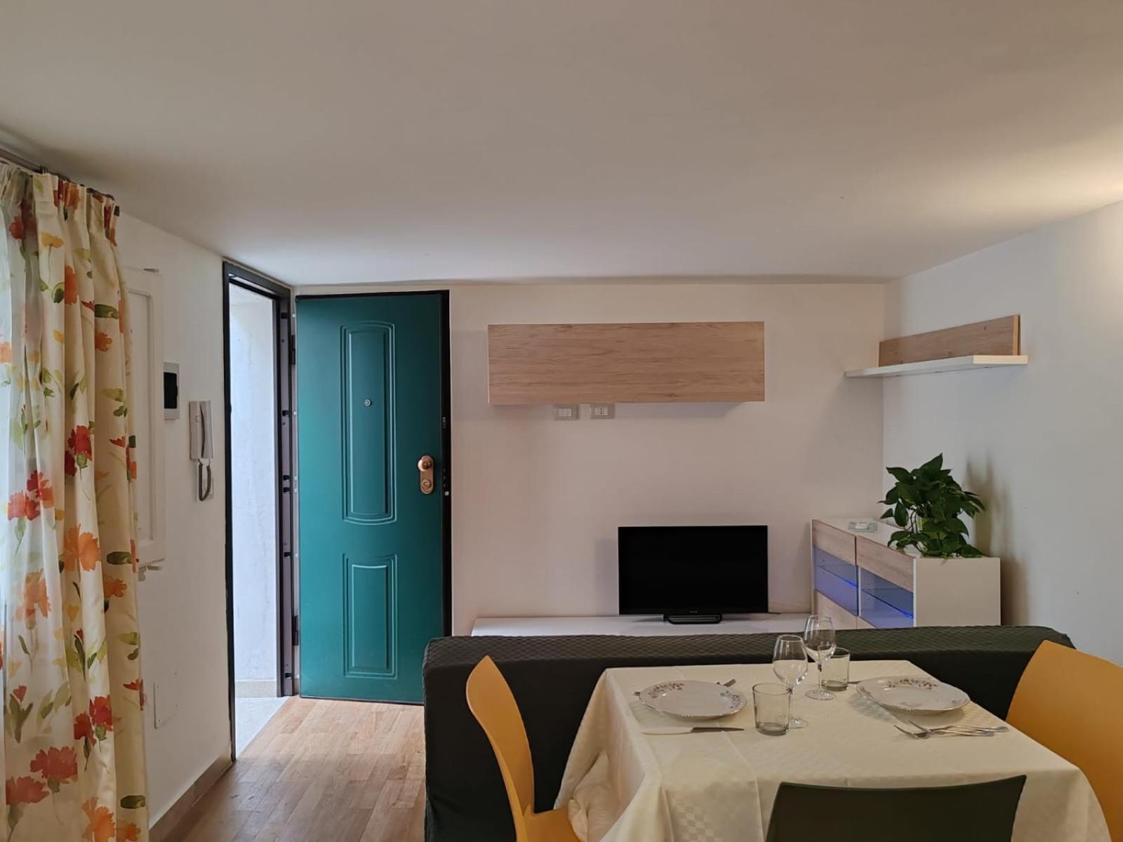 La Porta *